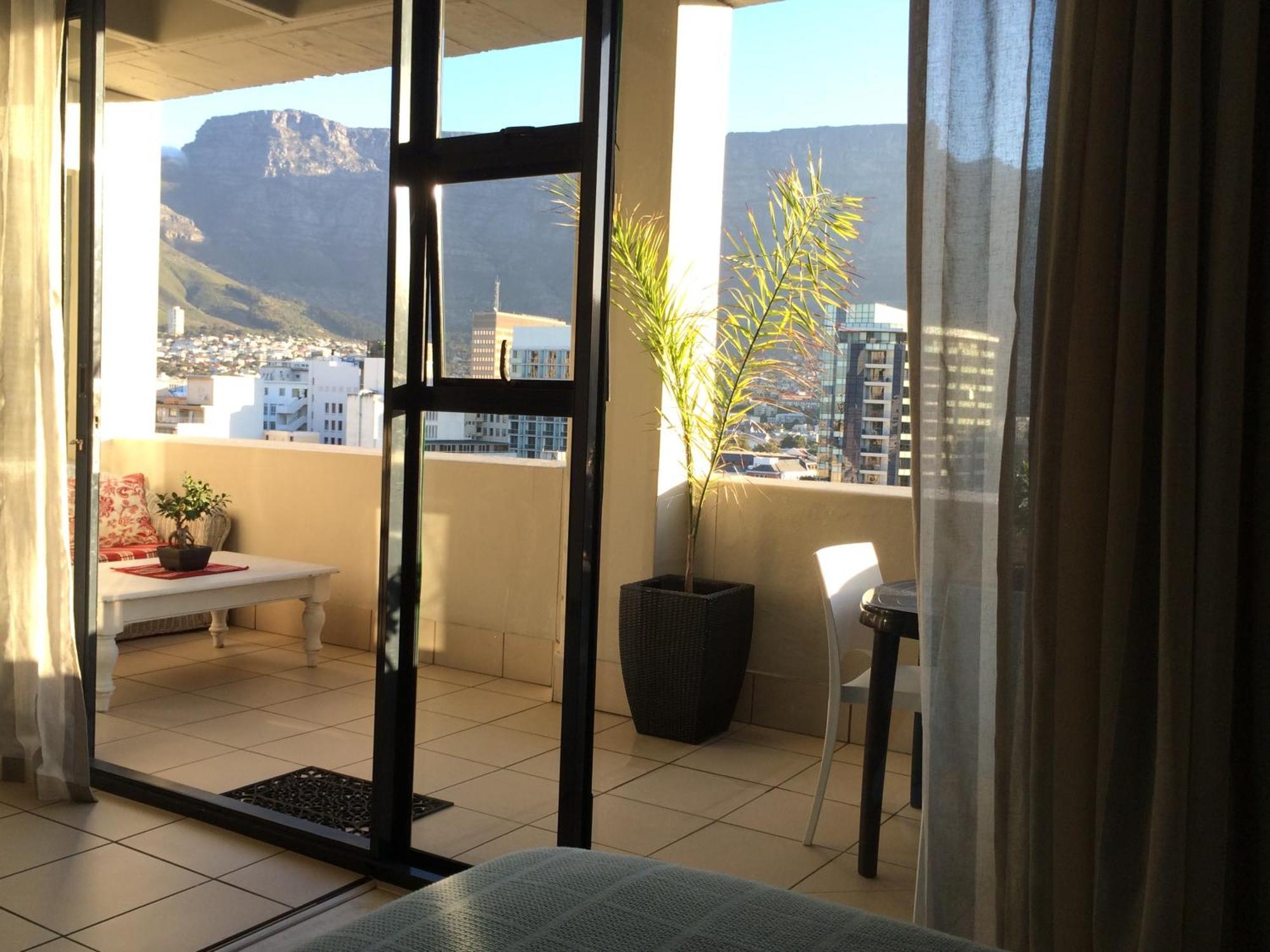 Apt 67 Long Street No Loadshedding Kaapstad Kamer foto