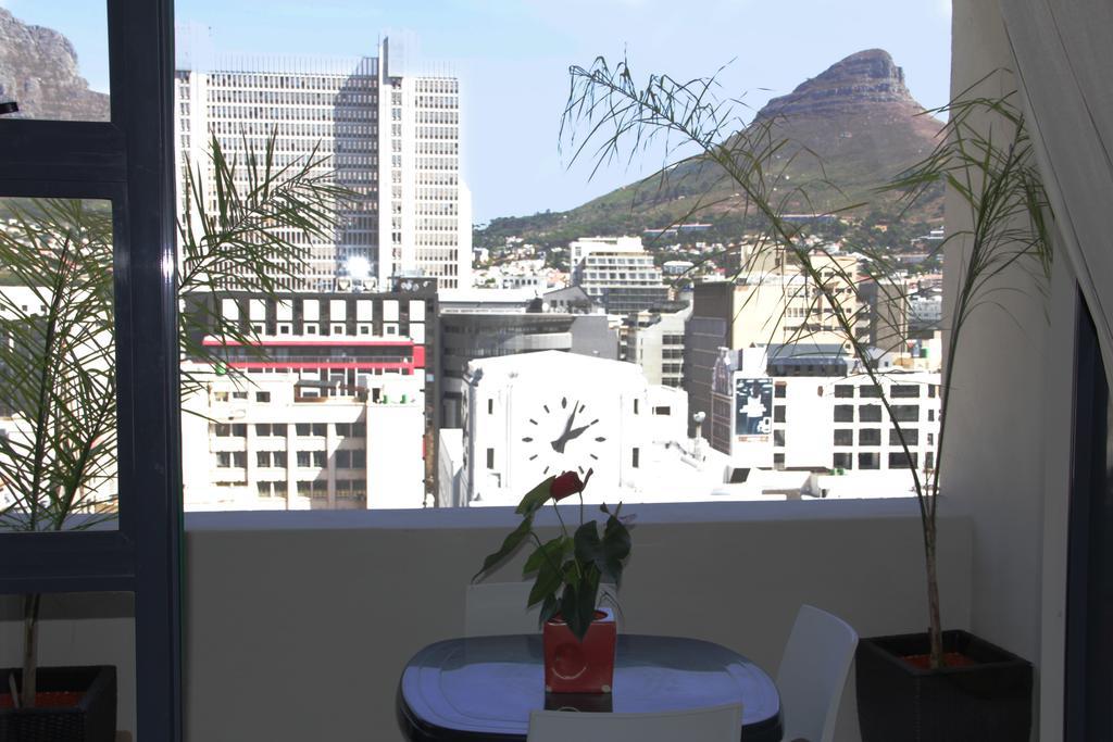Apt 67 Long Street No Loadshedding Kaapstad Kamer foto