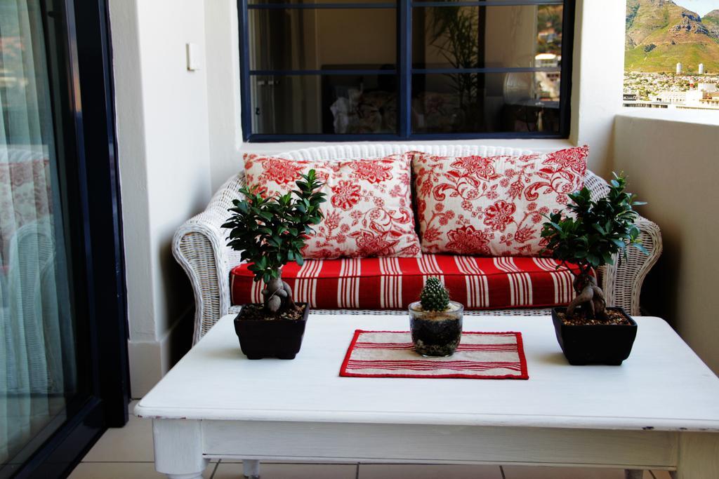 Apt 67 Long Street No Loadshedding Kaapstad Kamer foto