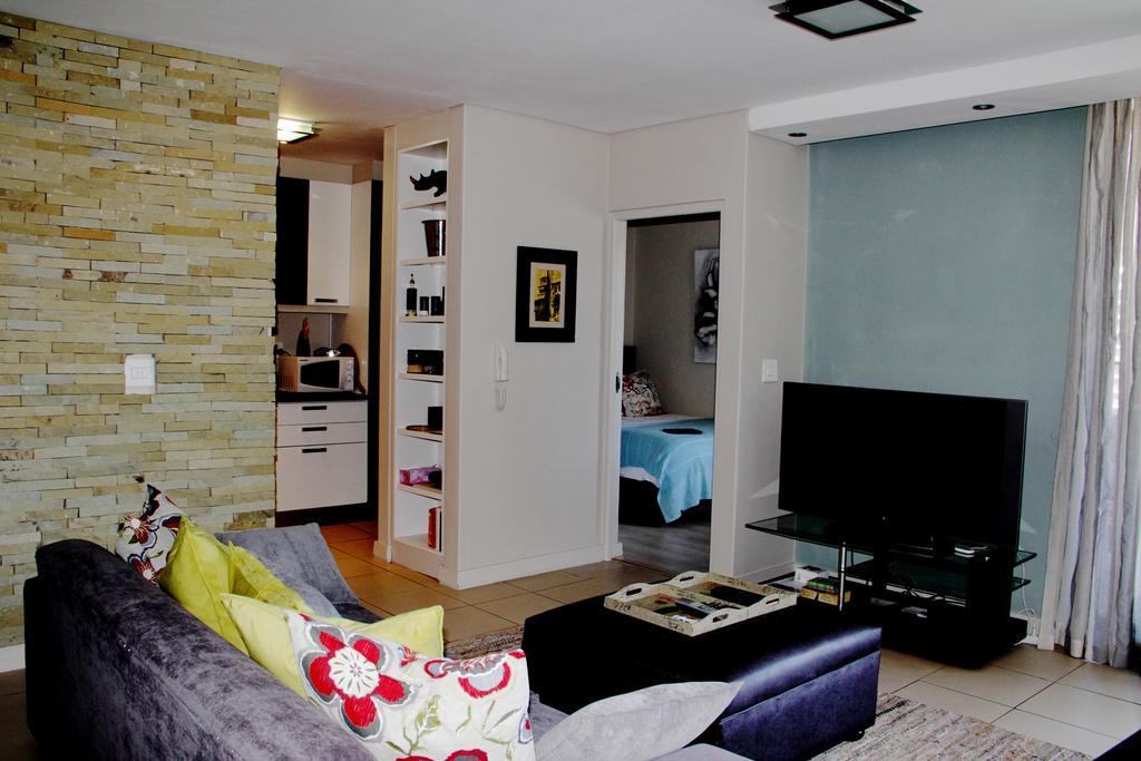 Apt 67 Long Street No Loadshedding Kaapstad Kamer foto